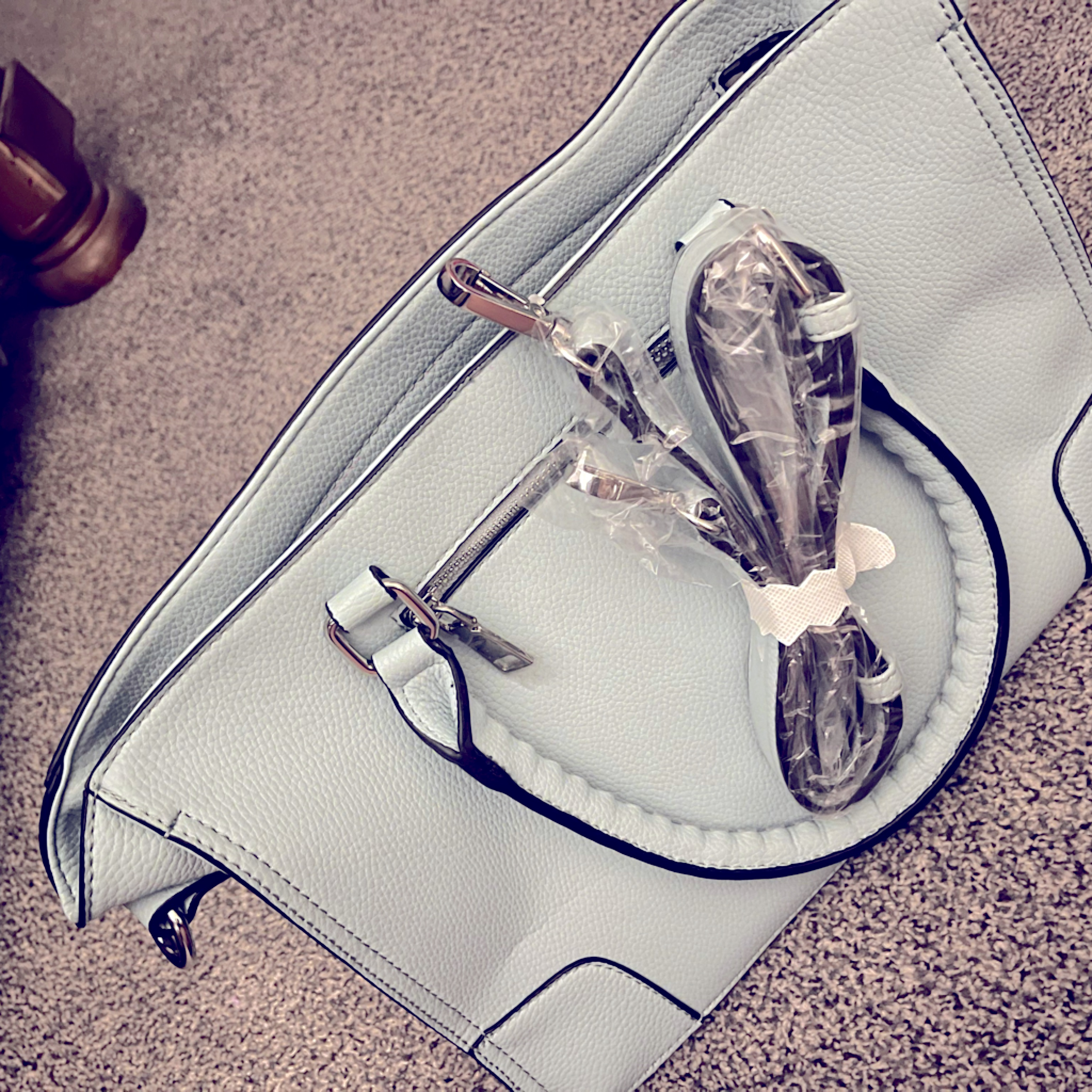 Brand New Never Used Purse Can Be Used As A Crossbody Or Without That Feature